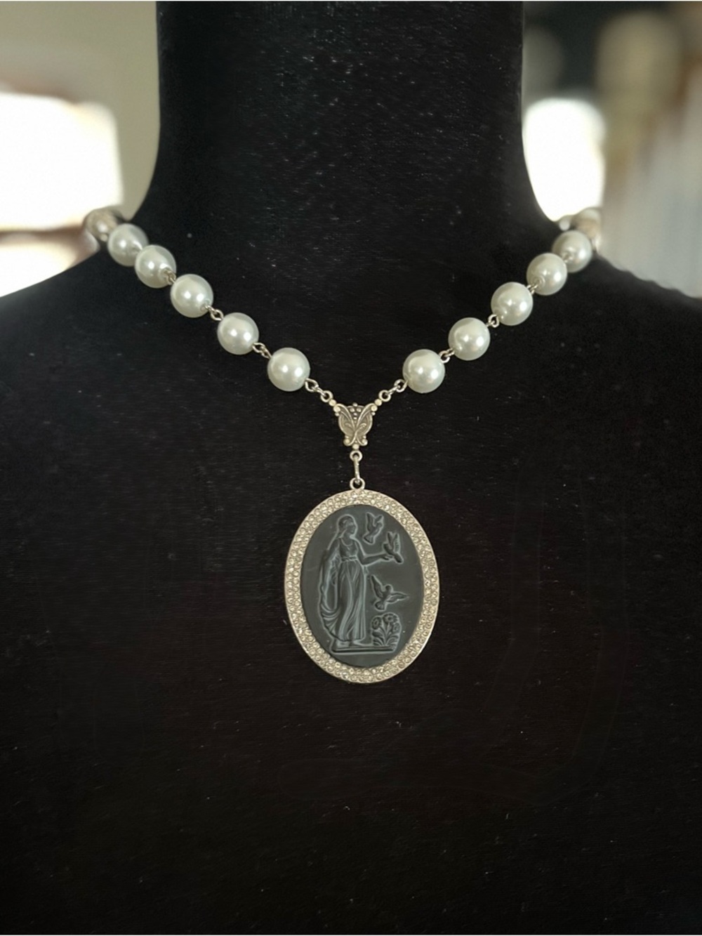 Vintage Black West German Goddess Mourning Glass Cameo Necklace W Pearls